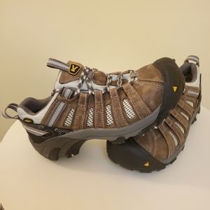 KEEN Voyageur